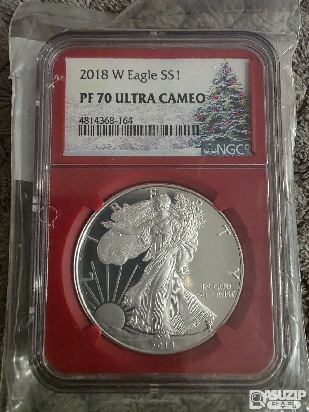 귀한 2018-W 아메리칸 실버 이글 프루프(Proof) 은화 한정판 크리스마스 라벨 NGC 70등급